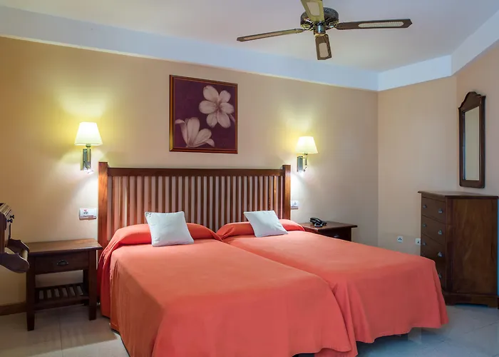 Aparthotel El Galeon